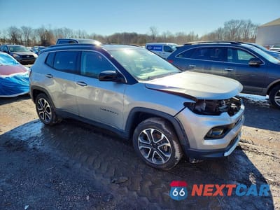 Czwarte zdjęcie samochodu z boku: 2022 JEEP COMPASS LIMITED VIN:3C4NJDCB7NT226389 - miniatura