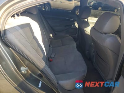 Zdjęcie 10 z 11 samochodu: 2006 HONDA CIVIC LX VIN:1HGFA16506L117747 - miniatura