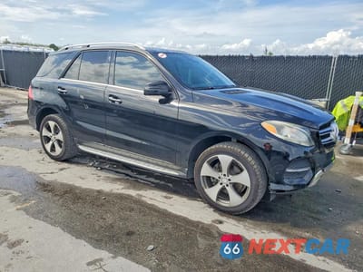 Czwarte zdjęcie samochodu z boku: 2016 MERCEDES-BENZ GLE 350 VIN:4JGDA5JB8GA744117 - miniatura