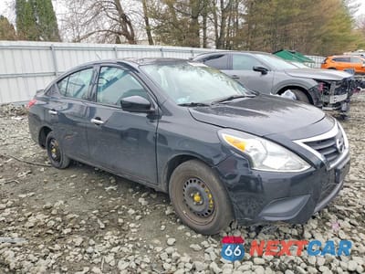 Czwarte zdjęcie samochodu z boku: 2018 NISSAN VERSA SV VIN:3N1CN7AP7JL880172 - miniatura