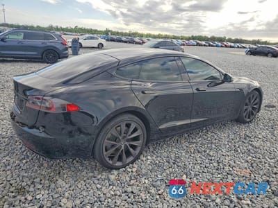 Trzecie zdjęcie samochodu z tyłu: 2020 TESLA MODEL S VIN:5YJSA1E26LF412404 - miniatura