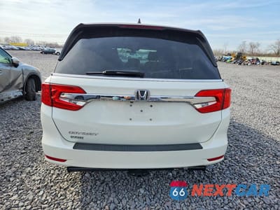 Zdjęcie 6 z 13 samochodu: 2018 HONDA ODYSSEY EXL VIN:5FNRL6H74JB100995 - miniatura