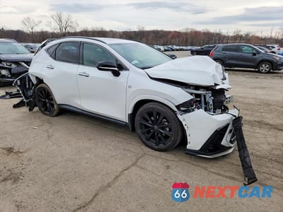 Czwarte zdjęcie samochodu z boku: 2025 LEXUS NX 350 F SPORT HANDLING VIN:2T2KGCEZ2SC072710 - miniatura