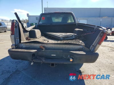 Zdjęcie 6 z 12 samochodu: 2002 CHEVROLET S TRUCK S10 VIN:1GCCS145428262126 - miniatura