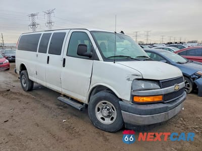 Czwarte zdjęcie samochodu z boku: 2020 CHEVROLET EXPRESS G3500 LT VIN:1GAZGPFG4L1167162 - miniatura