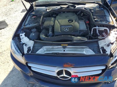 Zdjęcie 11 z 12 samochodu: 2015 MERCEDES-BENZ C 300 4MATIC VIN:55SWF4KBXFU020585 - miniatura