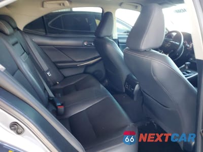 Zdjęcie 10 z 13 samochodu: 2016 LEXUS IS 200T BASE VIN:JTHBA1D22G5016560 - miniatura