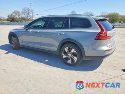 Drugie zdjęcie samochodu z przodu: 2025 VOLVO V60 VIN:YV4L12WK6S2146616 - miniatura