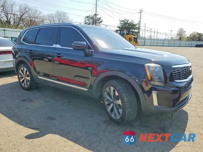 Czwarte zdjęcie samochodu z boku: 2020 KIA TELLURIDE S VIN:5XYP6DHCXLG037350 - miniatura