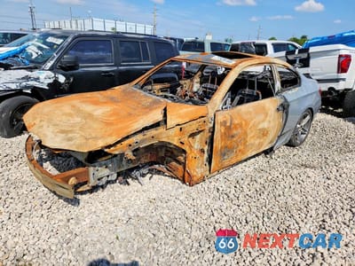 2011 BMW 335 IS WBAKG1C58BE618039 - główne zdjęcie licytacji z USA - miniatura