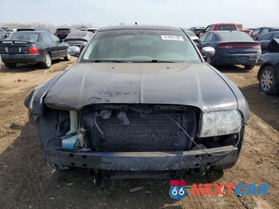 Piąte zdjęcie samochodu w środku: 2010 CHRYSLER 300 TOURING VIN:2C3CA5CV1AH139795 - miniatura