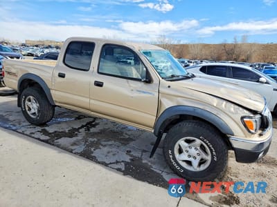 Czwarte zdjęcie samochodu z boku: 2002 TOYOTA TACOMA V6 VIN:5TEHN72N22Z102098 - miniatura