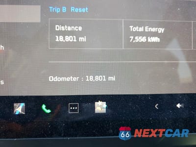 Zdjęcie 9 z 13 samochodu: 2024 TESLA CYBERTRUCK VIN:7G2CEHED5RA050362 - miniatura