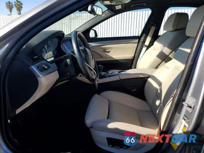 Zdjęcie 7 z 12 samochodu: 2011 BMW 550 I VIN:WBAFR9C51BC271286 - miniatura