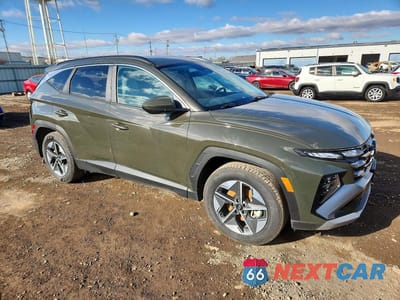 Czwarte zdjęcie samochodu z boku: 2025 HYUNDAI TUCSON SEL VIN:5NMJB3DE5SH491108 - miniatura