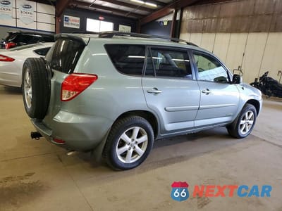 Trzecie zdjęcie samochodu z tyłu: 2008 TOYOTA RAV4 LIMITED VIN:JTMBK31V786049087 - miniatura