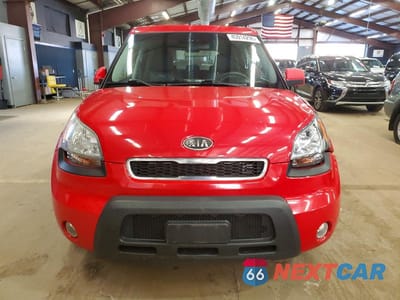 Piąte zdjęcie samochodu w środku: 2010 KIA SOUL + VIN:KNDJT2A23A7168540 - miniatura