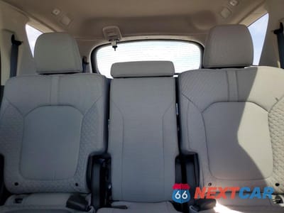 Zdjęcie 10 z 13 samochodu: 2023 HONDA PILOT LX VIN:5FNYG2H22PB010699 - miniatura