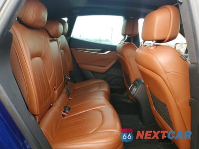 Zdjęcie 11 z 12 samochodu: 2017 MASERATI LEVANTE S SPORT VIN:ZN661YUS0HX246615 - miniatura