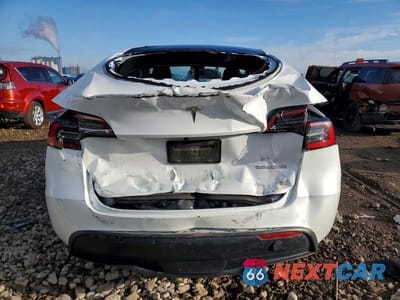 Zdjęcie 6 z 13 samochodu: 2022 TESLA MODEL Y VIN:7SAYGDEF5NF394903 - miniatura
