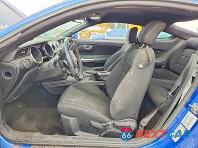 Zdjęcie 7 z 13 samochodu: 2017 FORD MUSTANG VIN:1FA6P8AM9H5344341 - miniatura