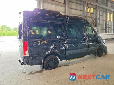 Trzecie zdjęcie samochodu z tyłu: 2025 MERCEDES-BENZ SPRINTER 2500 VIN:W1Z4NFHY0SP791860 - miniatura