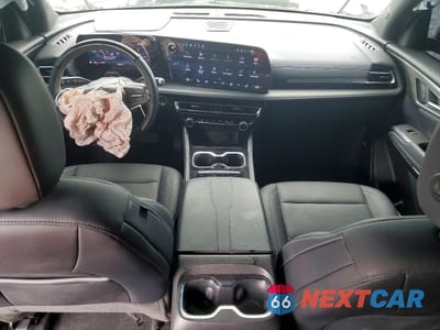 Zdjęcie 8 z 15 samochodu: 2024 CHEVROLET TRAVERSE LT VIN:1GNEVGKSXRJ231159 - miniatura