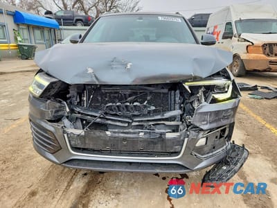 Piąte zdjęcie samochodu w środku: 2018 AUDI Q3 PREMIUM PLUS VIN:WA1JCCFS8JR011633 - miniatura