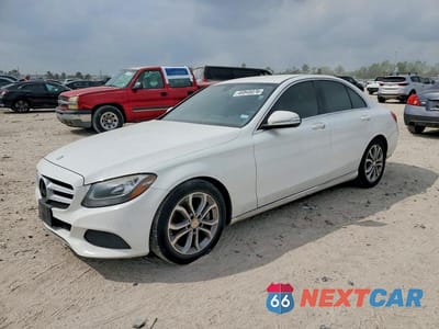 2015 MERCEDES-BENZ C 300 55SWF4JB3FU063957 - główne zdjęcie licytacji z USA - miniatura