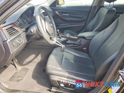 Zdjęcie 7 z 12 samochodu: 2013 BMW 328 I SULEV VIN:WBA3C1G59DNR47572 - miniatura