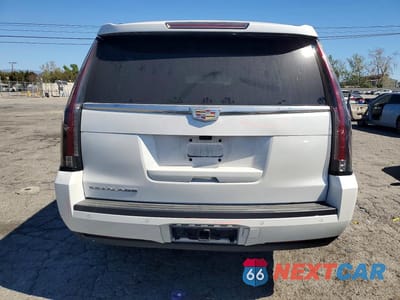 Zdjęcie 6 z 14 samochodu: 2019 CADILLAC ESCALADE ESV LUXURY VIN:1GYS3HKJ2KR345494 - miniatura