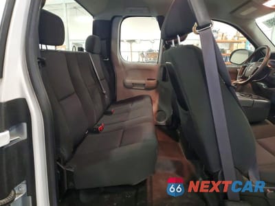 Zdjęcie 10 z 11 samochodu: 2013 GMC SIERRA K2500 HEAVY DUTY VIN:1GT22ZCG1DZ126823 - miniatura