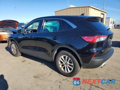 Drugie zdjęcie samochodu z przodu: 2022 FORD ESCAPE SE VIN:1FMCU9G61NUB48637 - miniatura