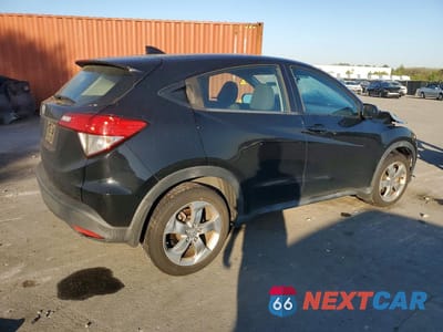 Trzecie zdjęcie samochodu z tyłu: 2019 HONDA HR-V LX VIN:3CZRU5H39KG710255 - miniatura