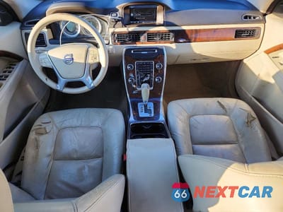 Zdjęcie 8 z 13 samochodu: 2012 VOLVO S80 3.2 VIN:YV1952AS9C1158351 - miniatura