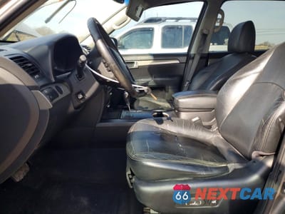 Zdjęcie 7 z 13 samochodu: 2009 KIA BORREGO LX VIN:KNDJJ741495016862 - miniatura