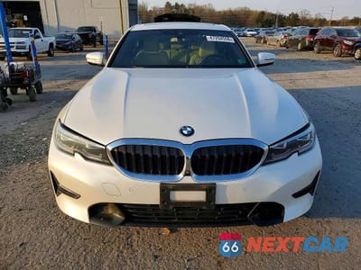 Piąte zdjęcie samochodu w środku: 2021 BMW 330XI VIN:3MW5R7J06M8B90219 - miniatura