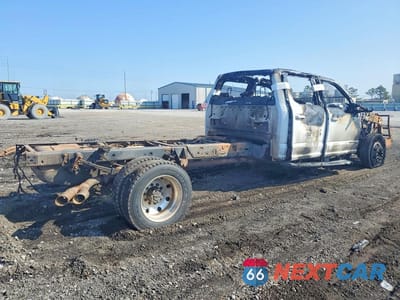Trzecie zdjęcie samochodu z tyłu: 2019 FORD F450 SUPER DUTY VIN:1FD0W4HT9KEC23028 - miniatura