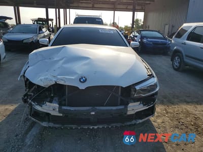 Piąte zdjęcie samochodu w środku: 2017 BMW 540 XI VIN:WBAJE7C36HG889276 - miniatura
