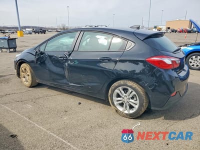 Drugie zdjęcie samochodu z przodu: 2019 CHEVROLET CRUZE LS VIN:3G1BC6SM8KS526738 - miniatura