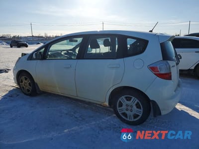 Drugie zdjęcie samochodu z przodu: 2013 HONDA FIT LX VIN:LUCGE8H57D3000348 - miniatura