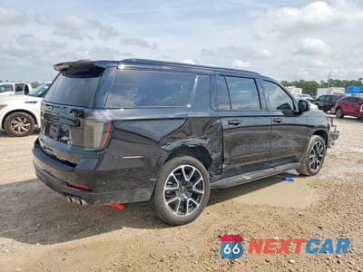 Trzecie zdjęcie samochodu z tyłu: 2026 CHEVROLET SUBURBAN VIN:1GNS5EKD2TR113172 - miniatura