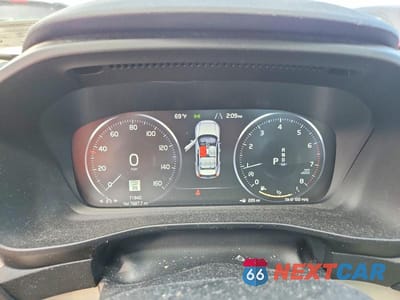 Zdjęcie 9 z 12 samochodu: 2020 VOLVO XC40 T5 INSCRIPTION VIN:YV4162UL3L2179255 - miniatura