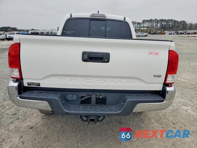 Zdjęcie 6 z 13 samochodu: 2017 TOYOTA TACOMA SR5 V6 VIN:3TMAZ5CN7HM044052 - miniatura