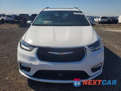 Piąte zdjęcie samochodu w środku: 2025 CHRYSLER PACIFICA HYBRID PINNACLE VIN:2C4RC1N75SR505454 - miniatura