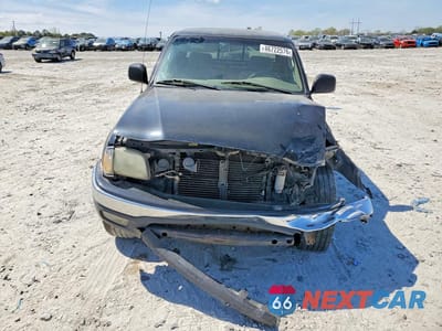 Piąte zdjęcie samochodu w środku: 2004 TOYOTA TACOMA PRERUNNER V6 VIN:5TESN92N54Z426697 - miniatura