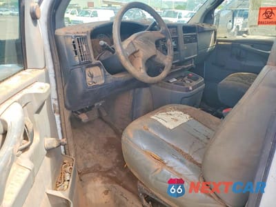 Zdjęcie 8 z 13 samochodu: 2007 CHEVROLET EXP G2500 VIN:1GCGG25V471151597 - miniatura