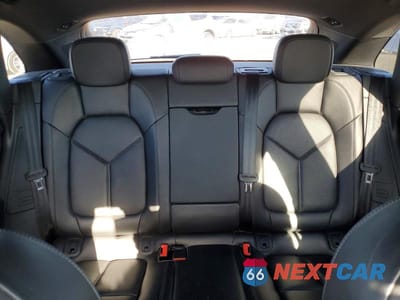 Zdjęcie 10 z 12 samochodu: 2018 PORSCHE MACAN S VIN:WP1AB2A5XJLB35294 - miniatura