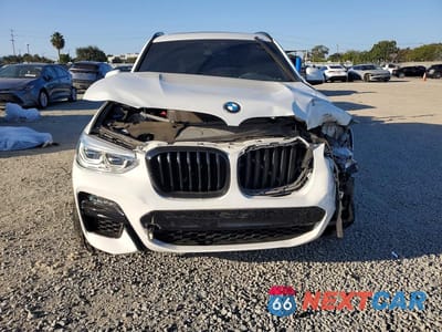 Piąte zdjęcie samochodu w środku: 2021 BMW X3 XDRIVEM40I VIN:5UXTY9C07M9F37571 - miniatura