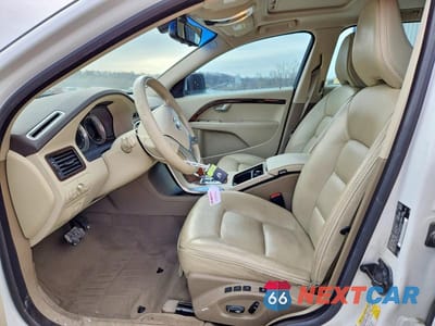 Zdjęcie 7 z 12 samochodu: 2011 VOLVO XC70 T6 VIN:YV4902BZ7B1111962 - miniatura